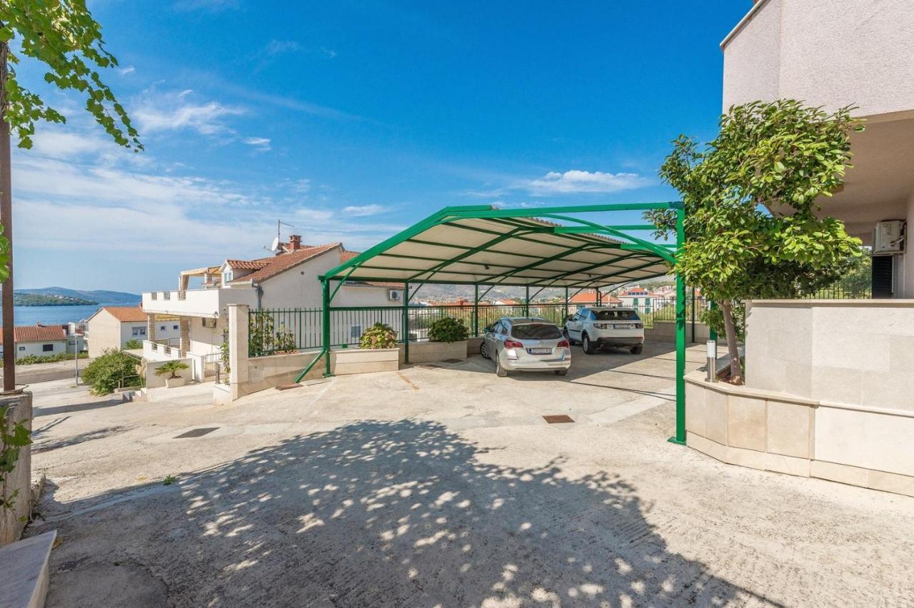 Apartments Ivana-Mira Okrug Gornji Exterior foto
